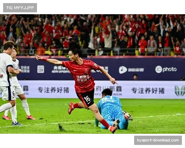 成都蓉城高压防守奏效，低控球率下反击效率惊人