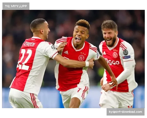 阿贾克斯赛季战术演变:传统控球哲学与现代足球节奏适应 阿贾克斯赛季战术演变:传统控球哲学与现代足球节奏适应